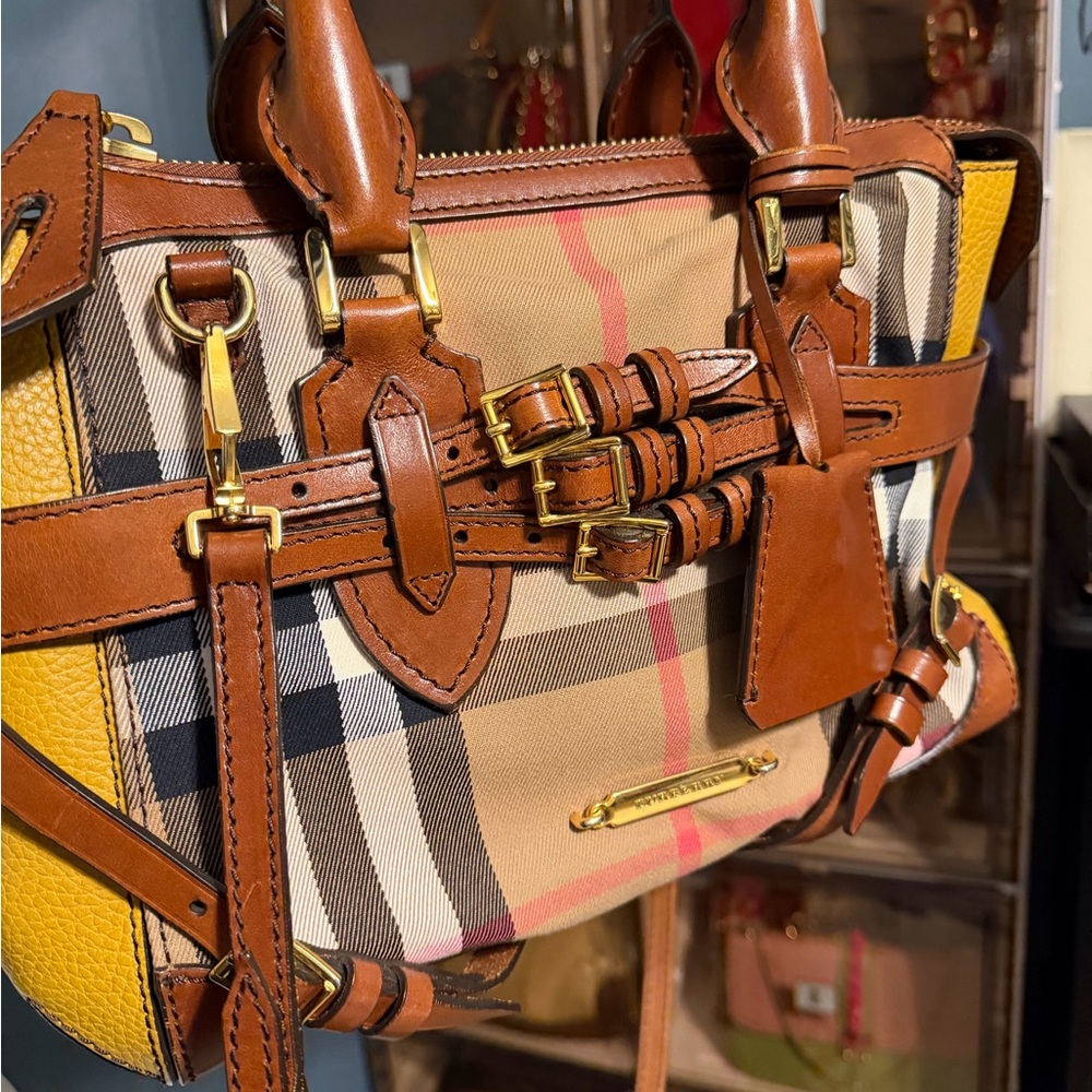 Burberry Gladstone 2 way Brown and Yellow nova check cloth and leather Satchel